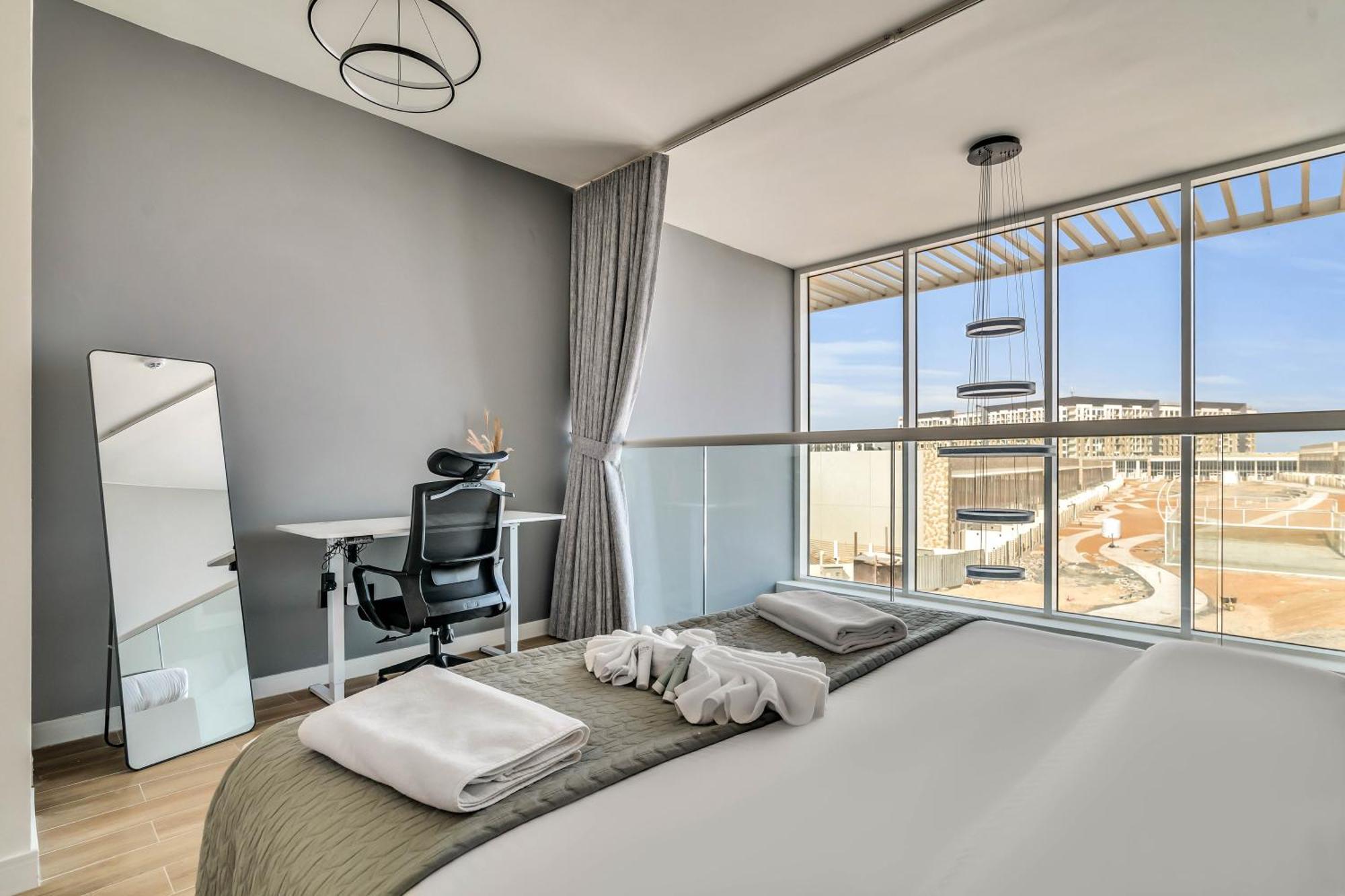 New! Amazing 2br Loft Townhouse In Dubailand Apartment